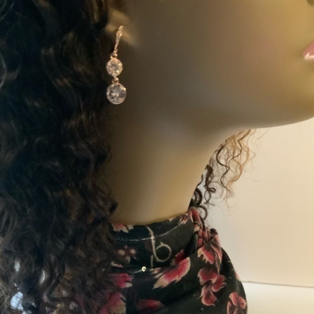 Givenchy crystals from Swarovski Earrings - Picture 6 of 9